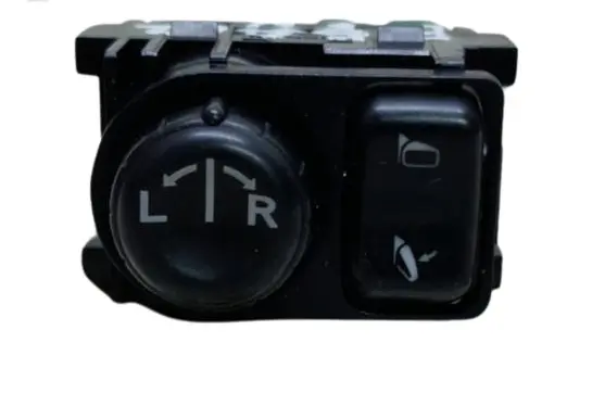 Nissan Qashqai Wing mirror switch