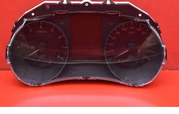 Nissan Qashqai Speedometer (instrument cluster)