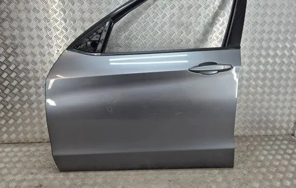 Porte avant