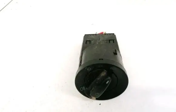 Volkswagen PASSAT B5 Light switch 1C0941531