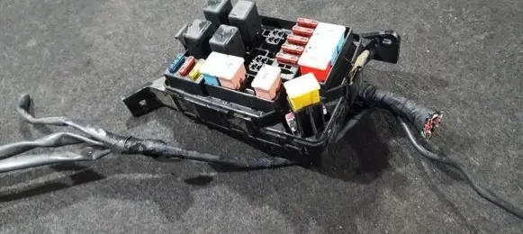 Hyundai Accent Fuse box set 9120102370