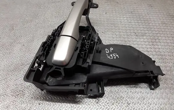 Volvo V60 Front door exterior handle 