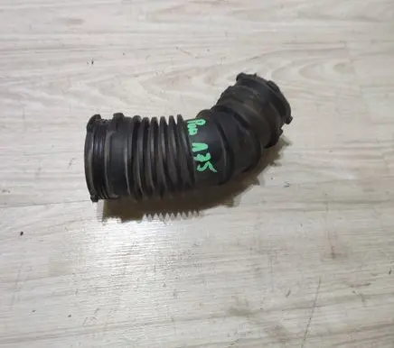 Dacia Duster II Air intake hose/pipe