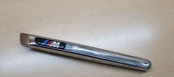 BMW 4 F32 F33 Front fender indicator light 7218421