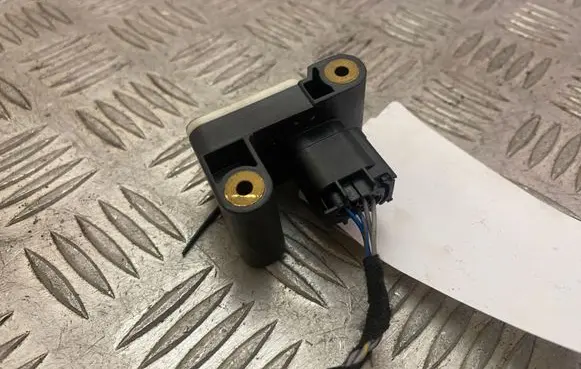 BMW X5 F15 Airbag deployment crash/impact sensor 6911003