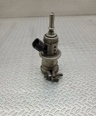 Volvo S90, V90 AdBlue injector 32203677