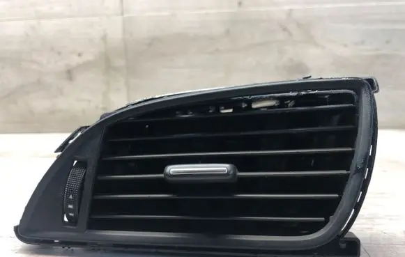 Audi A6 S6 C7 4G Dashboard side air vent grill/cover trim 4G1820902 9026200