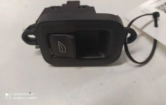 Volvo V50 Electric window control switch 30774163 03451405