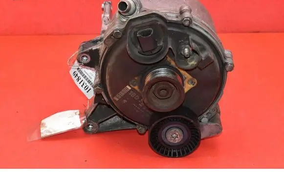BMW 7 E65 E66 Generator/alternator 7507741