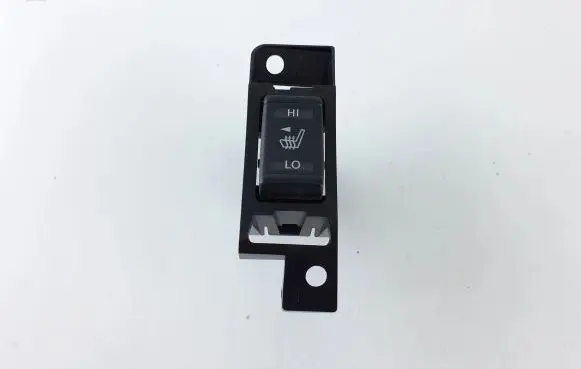 Nissan Qashqai Seat heating switch
