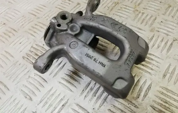Opel Mokka X Rear brake caliper