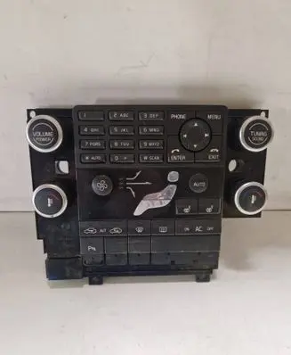 Volvo V70 Climate control unit 30782904