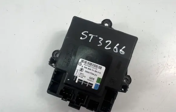 Mercedes-Benz A W169 Other control units/modules A1698203185