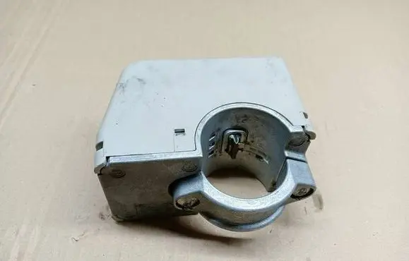Nissan Juke I F15 Steering wheel lock 66171031