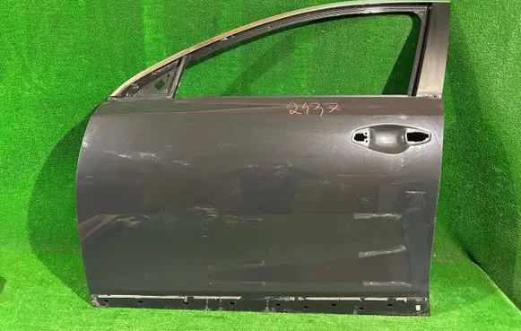 KIA Ceed Front door