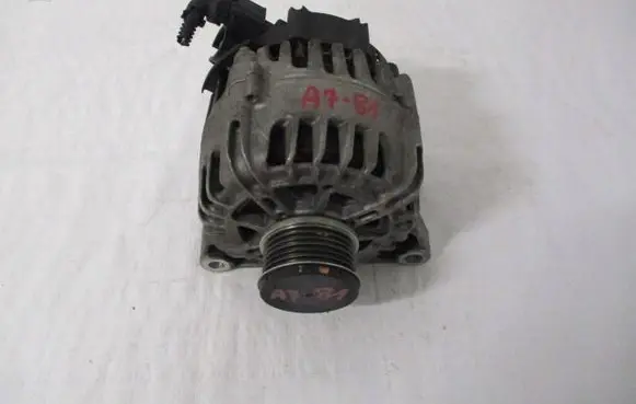 Peugeot 208 Generator/alternator 9818677980