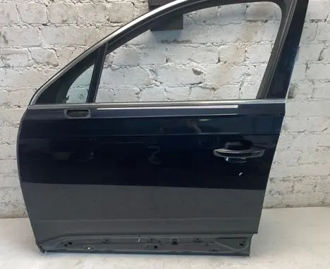 Audi Q7 4M Front door