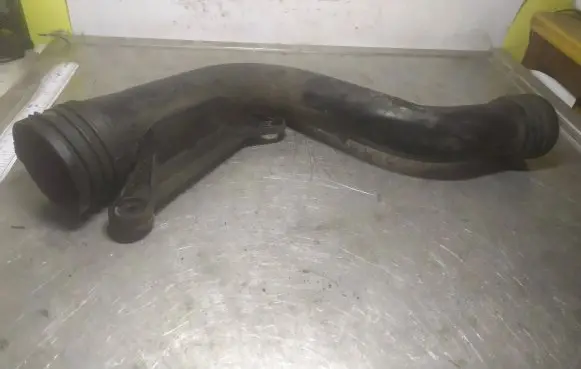 Volkswagen Golf V Intercooler hose/pipe 1K0145762P