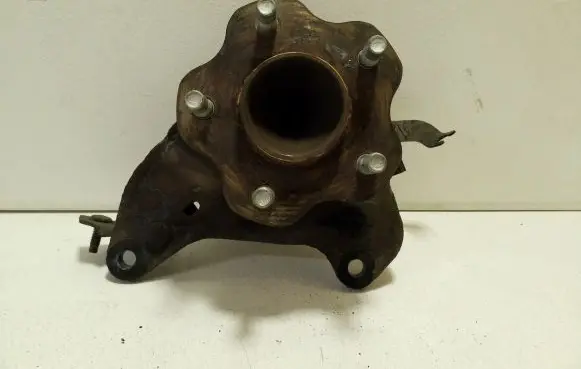 Nissan X-Trail T32 Rear wheel hub