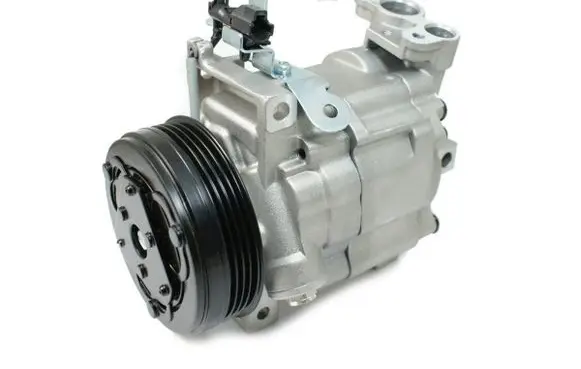 Subaru Forester SG Air conditioning (A/C) compressor (pump) 73111FG000