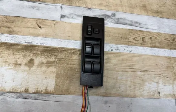 Toyota Corolla Verso AR10 Electric window control switch 37073C276C05 848200F030