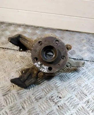 Seat Leon (1M) Front wheel bearing hub 