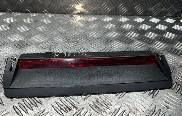 Volkswagen Jetta V Third/center stoplight 1K5945097