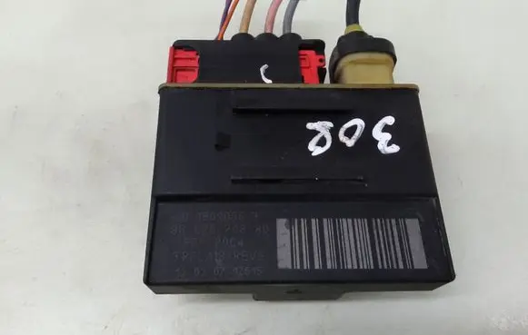 Peugeot 308 Glow plug pre-heat relay 9662570880
