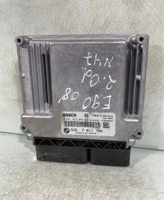 BMW 3 E90 E91 Engine control unit/module 0281015043 7811700 13350060