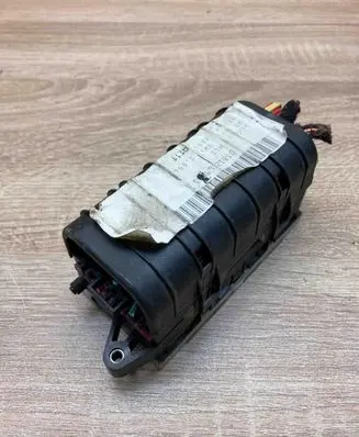 Volkswagen Polo III 6N 6N2 6NF Fuse module 6X0973374