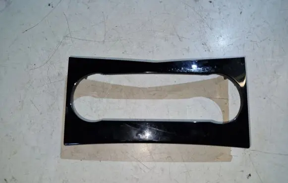 Mercedes-Benz C W204 Climate control/heater control trim A2046800390