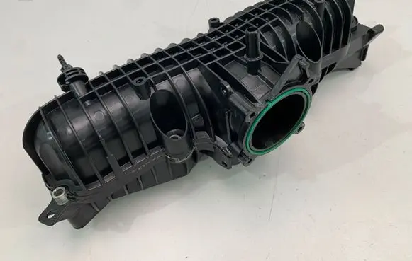 Volvo XC90 Intake manifold 32257808