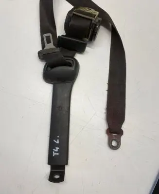 Volkswagen Transporter - Caravelle T4 Rear seatbelt 723857815
