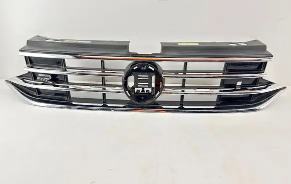 Volkswagen Tiguan Front bumper upper radiator grill 5NA853659