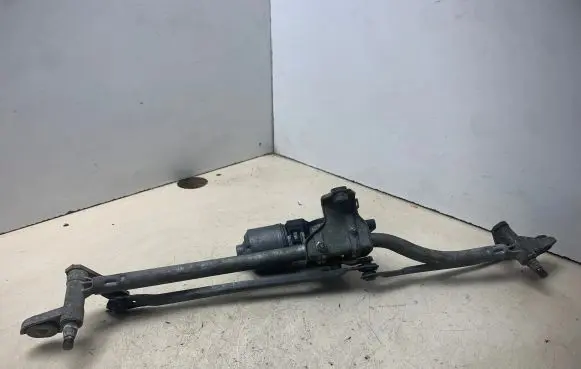 Audi A4 S4 B6 8E 8H Front wiper linkage and motor 8E1955119 0390241509