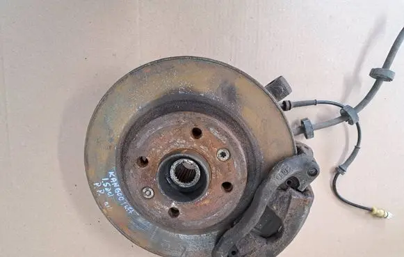 Renault Kangoo I Front wheel hub