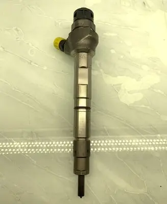 Skoda Octavia Mk2 (1Z) Fuel injector 0445110471