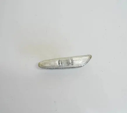 BMW 1 E81 E87 Front fender indicator light 7253325