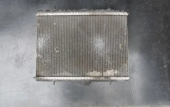 Citroen Jumpy Coolant radiator 1401279580 R5450002 0013280