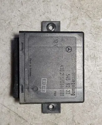 Mercedes-Benz Sprinter W901 W902 W903 W904 Door central lock control unit/module 0165459232