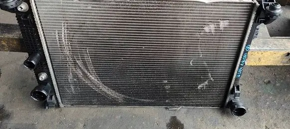 Mercedes-Benz C W204 Engine coolant pipe/hose