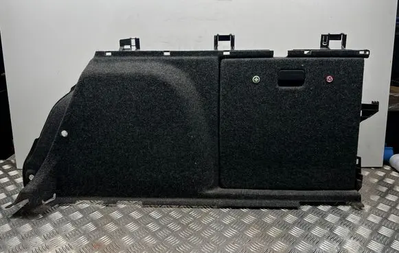 Skoda Superb B6 (3T) Trunk/boot side trim panel 3T9867428B 294400 3T9868886