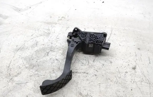 Skoda Kamiq Accelerator throttle pedal 2Q1723503 CC02158B1