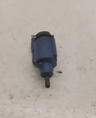 Volkswagen Golf IV Brake pedal sensor switch 1J0927189