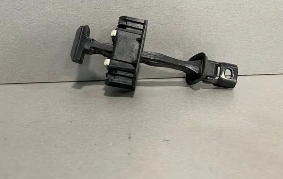 BMW 4 F32 F33 Front door check strap stopper 7284427