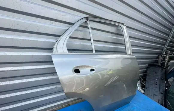 Mercedes-Benz GLE W167 Rear door 