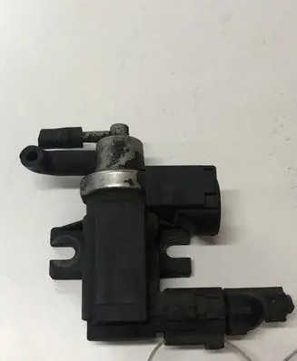 Audi A4 S4 B6 8E 8H Turbo solenoid valve 8E0906627 8E0906627C 72290313