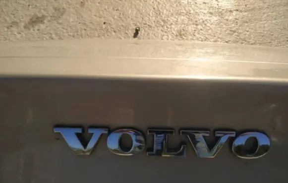 Volvo S80 Manufacturer badge logo/emblem 