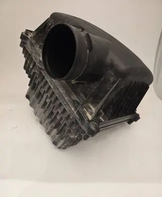 Ram 1500 Air filter box 68319602
