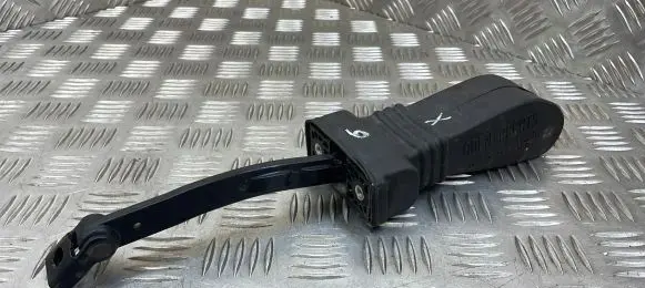 Audi Q5 SQ5 Front door check strap stopper 8R0837249C